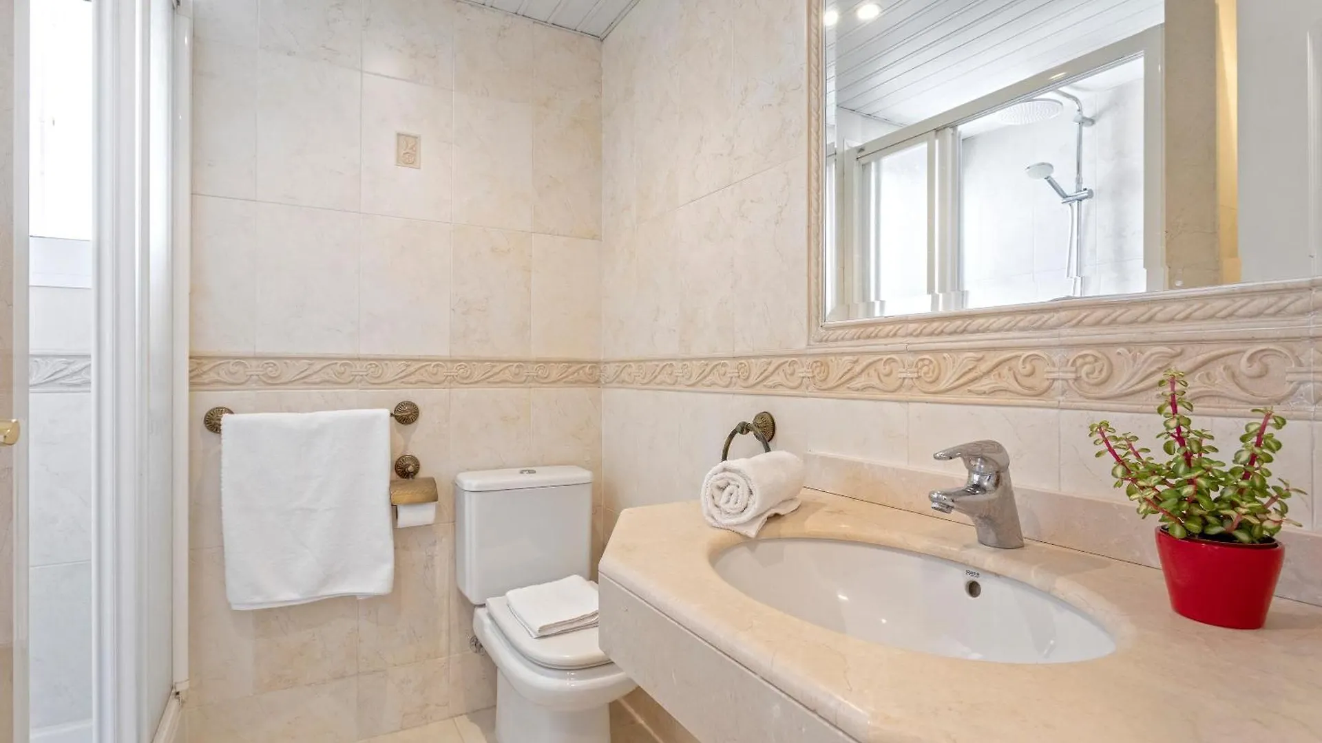 Seaview Torres Playamar Apartment Torremolinos
