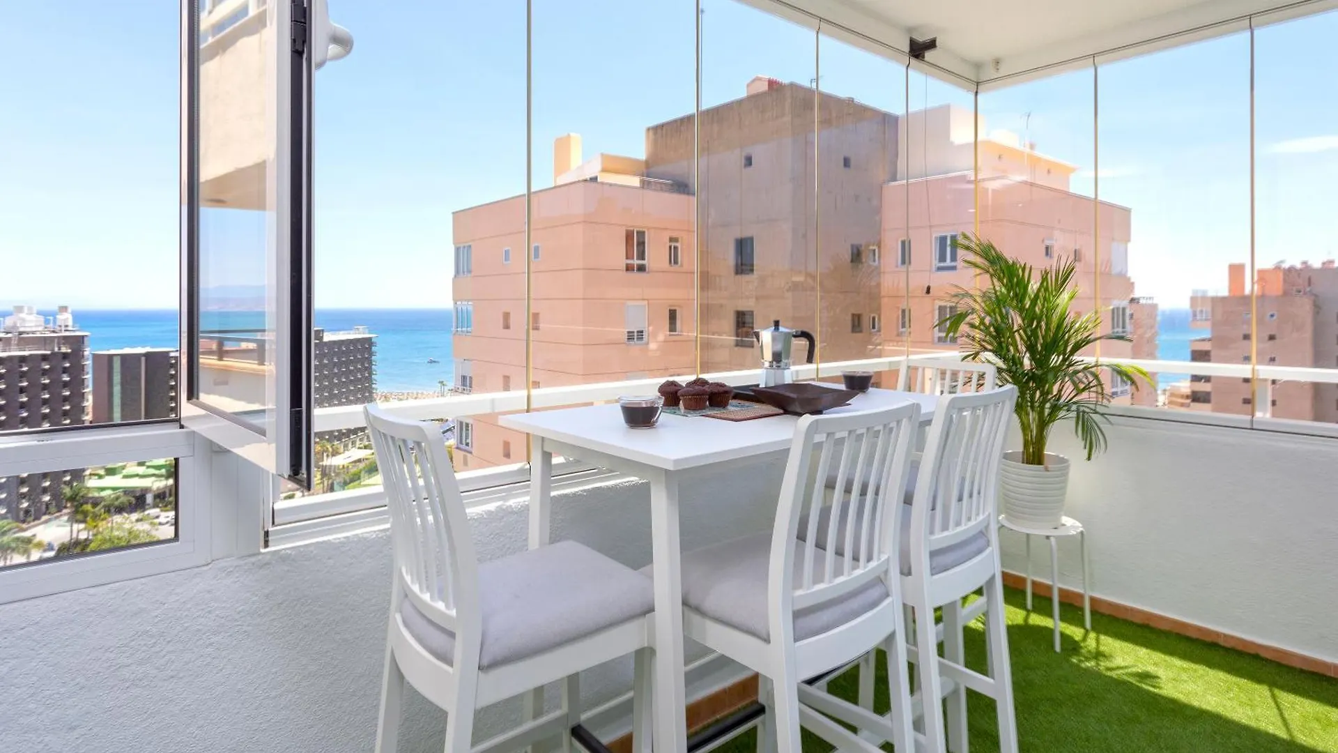 Seaview Torres Playamar Apartment Torremolinos